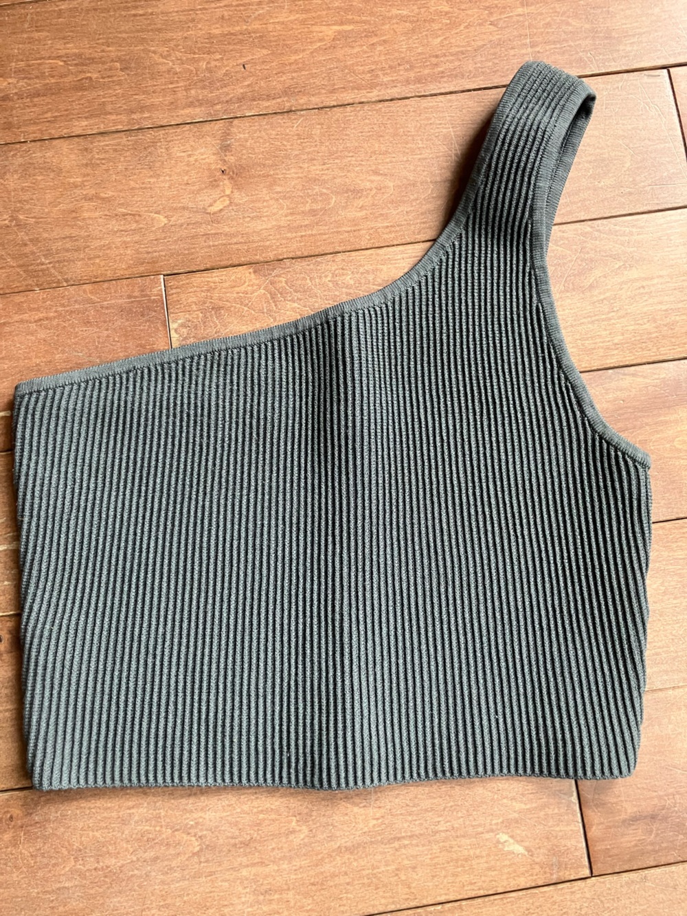 Aritzia Babaton one-shoulder top